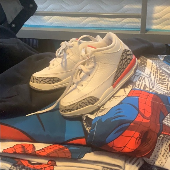 Shoes - Picture 4 of 4